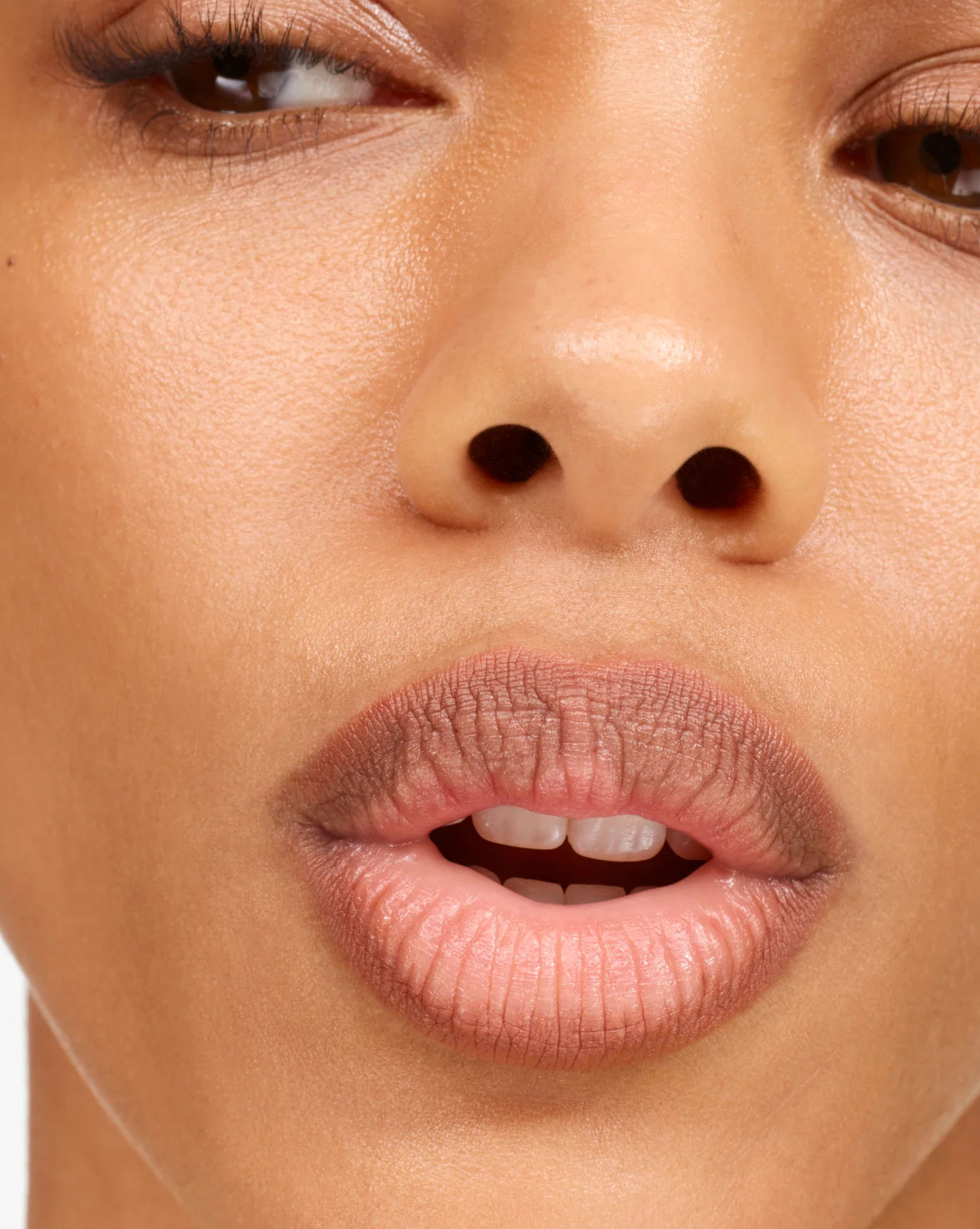 Lip Line - Image 29