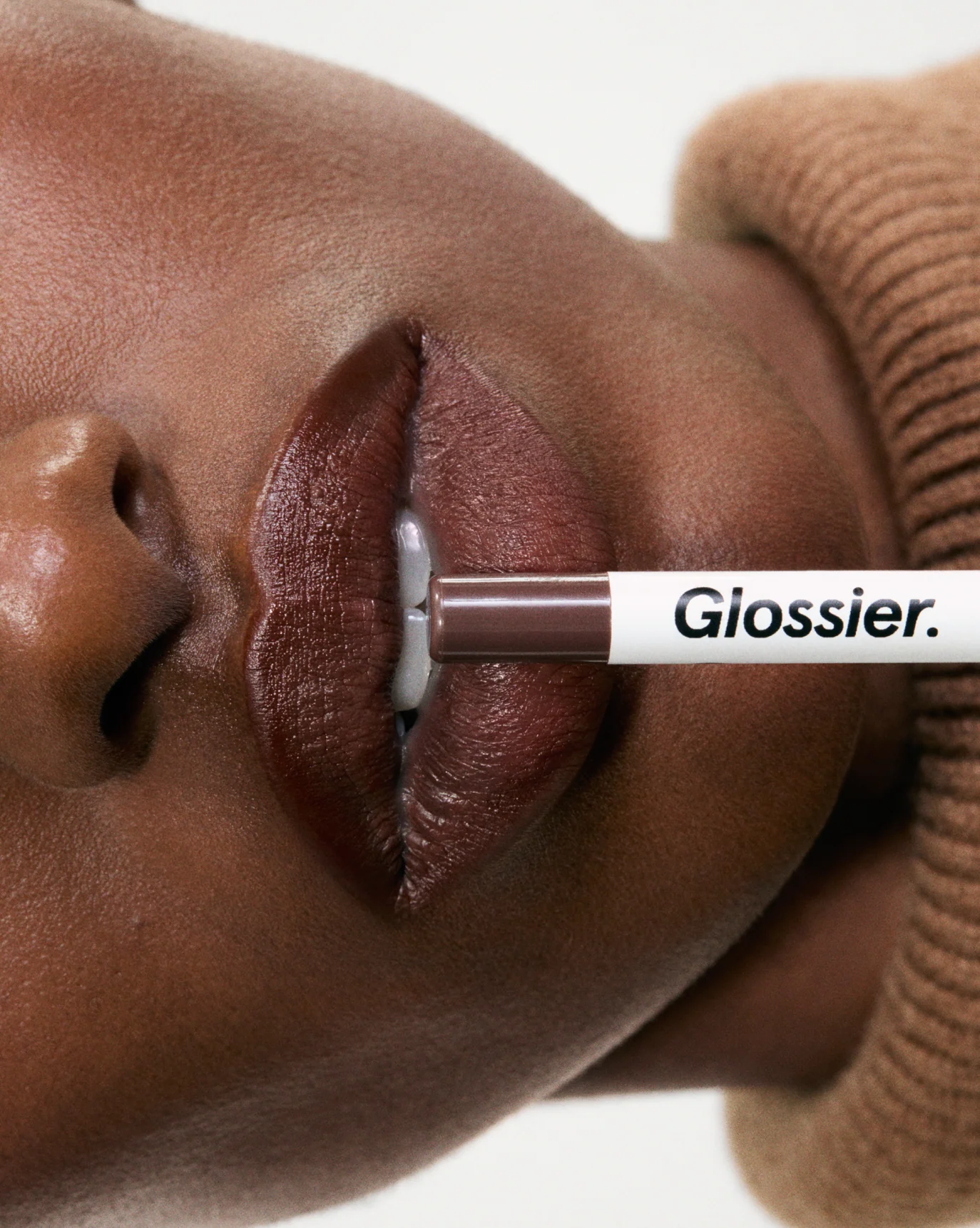 Lip Line - Image 69
