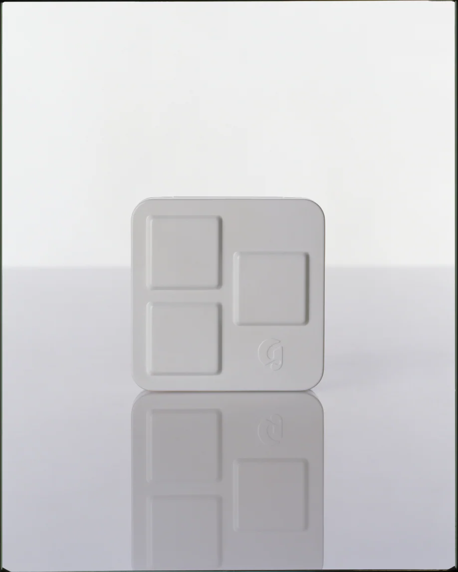 Monochromes - Image 40